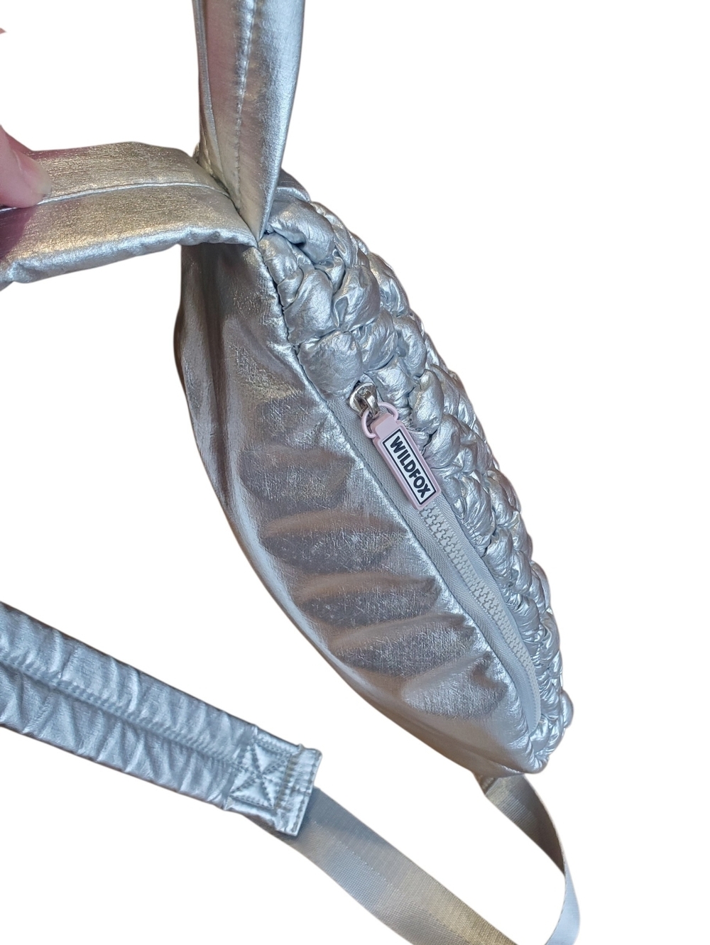 RARE Wildfox Cloud Quilted Metallic Silver Crossbody Sling Bag NEW - Picture 10 of 12